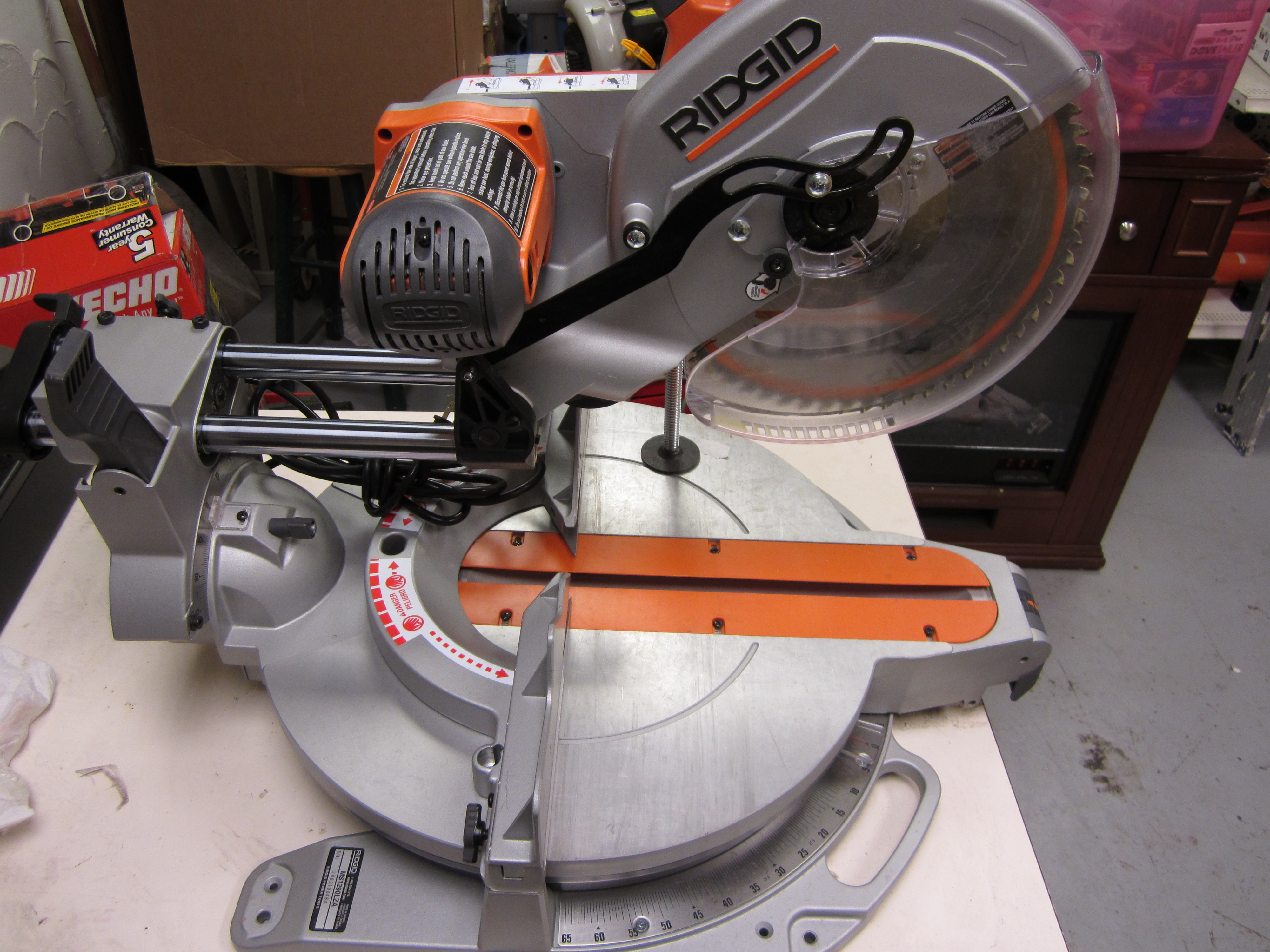 RIDGID 12 in. Sliding Compound Miter Saw 