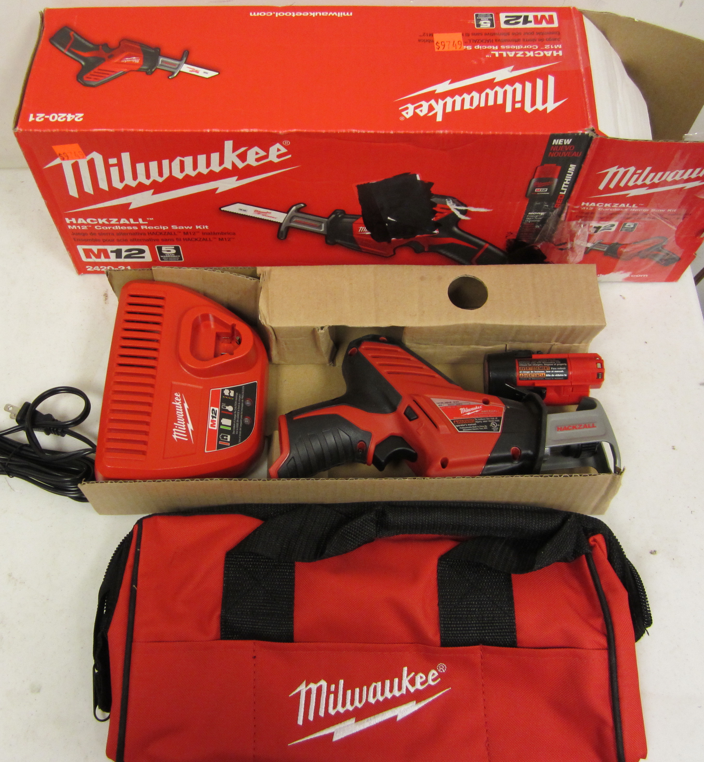 MILWALKEE HACKZALL M12 12V CORDLESS RECIP SAW KIT