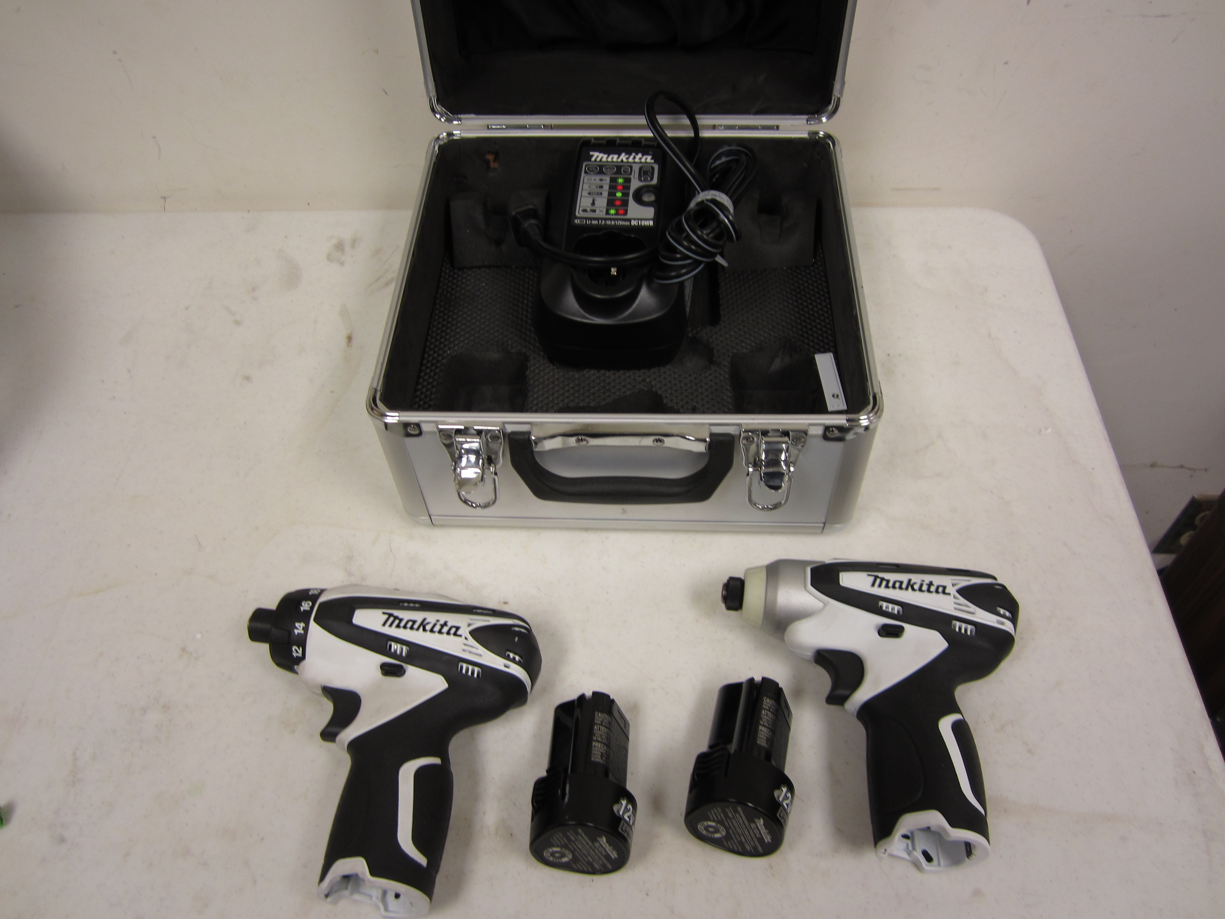 MAKITA LI-ION18V 2PC COMPACT CORDLESS COMBP KIT 
